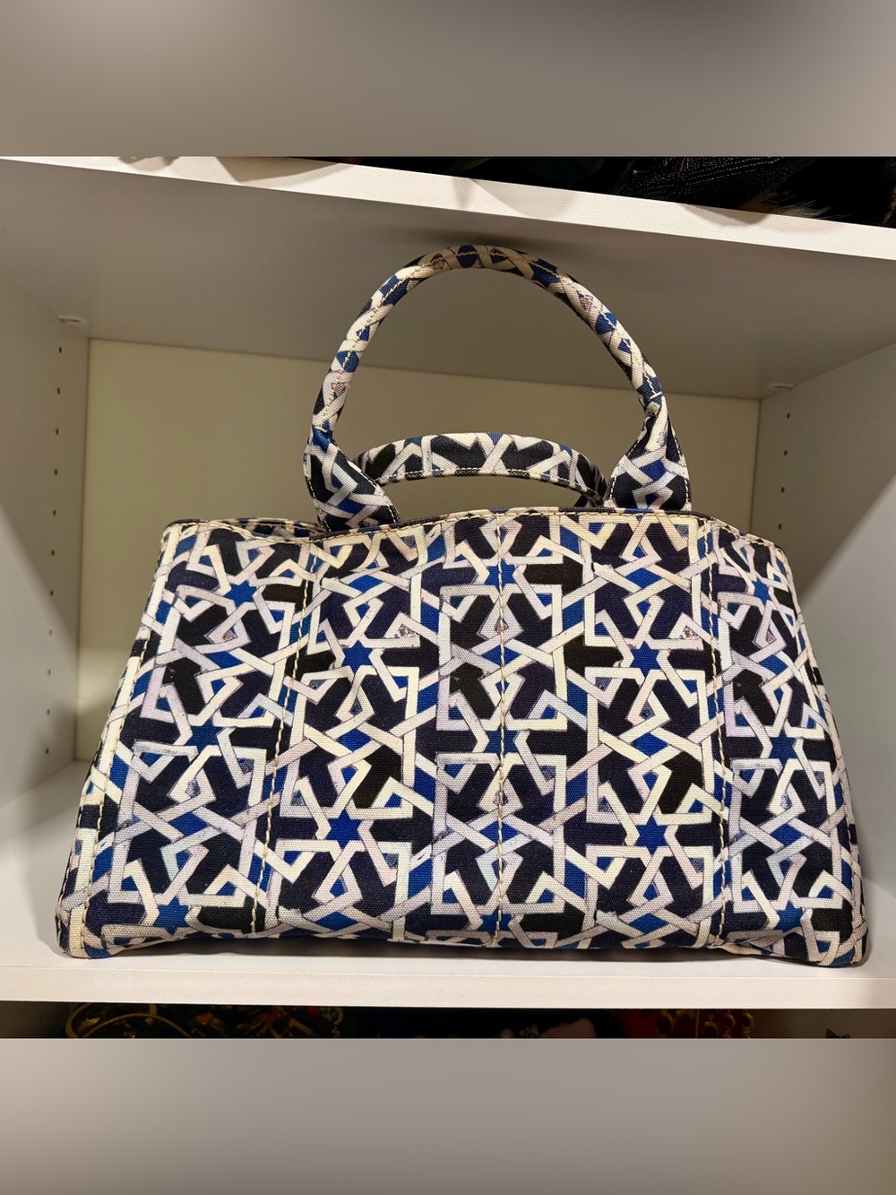 Prada Canapé Large 2010 Mediterranean and Islamic Tile Art Inspired with COA - Picture 6 of 15